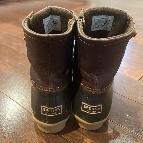 Sperry Women's Saltwater Core Boots - Picture 3 of 6